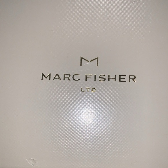 BNWT Marc Fisher Karima Pewter Heels - Picture 5 of 7